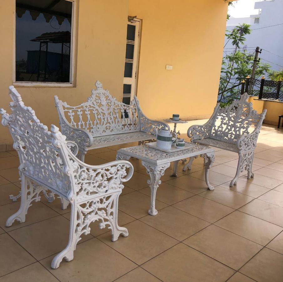 Jai Villa Homestay Udaipur Ngoại thất bức ảnh