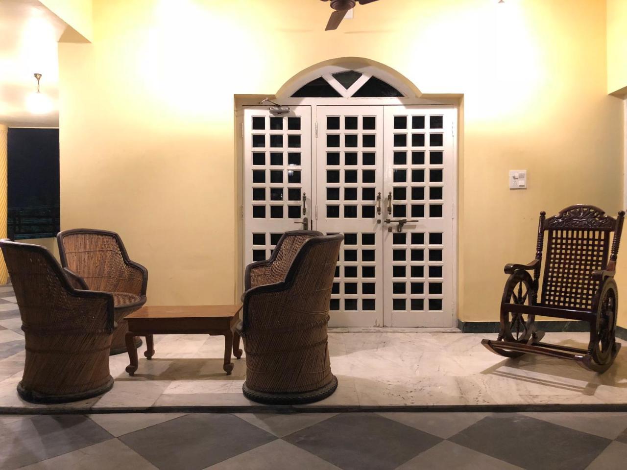 Jai Villa Homestay Udaipur Ngoại thất bức ảnh